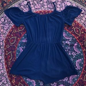 Navy blue romper 🌿